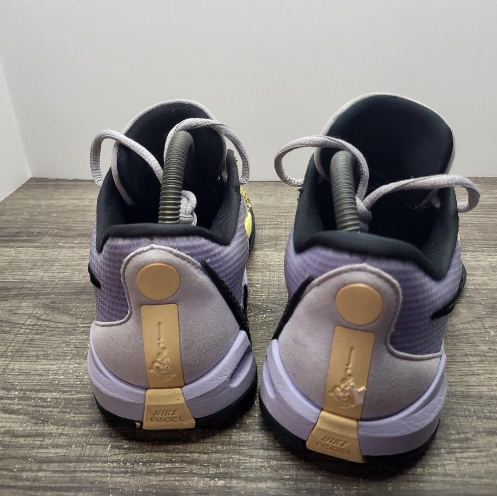 Nike Sabrina 1 Spark Shoes Womens FQ3381-501 Basketball Athletic Sneakers Size 8 - Picture 5 of 9